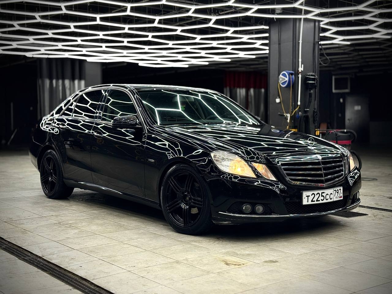 Mersedes-Benz E